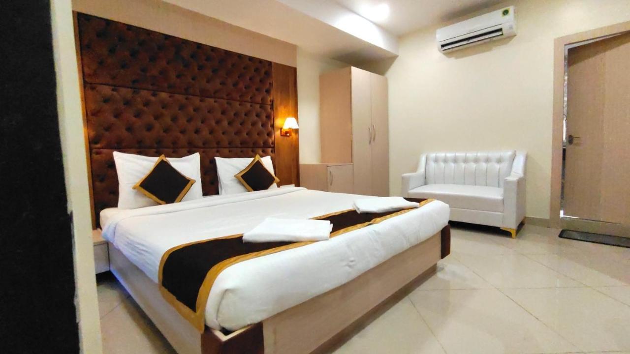 The Panash - Hotel & Banquet Calcuta Exterior foto